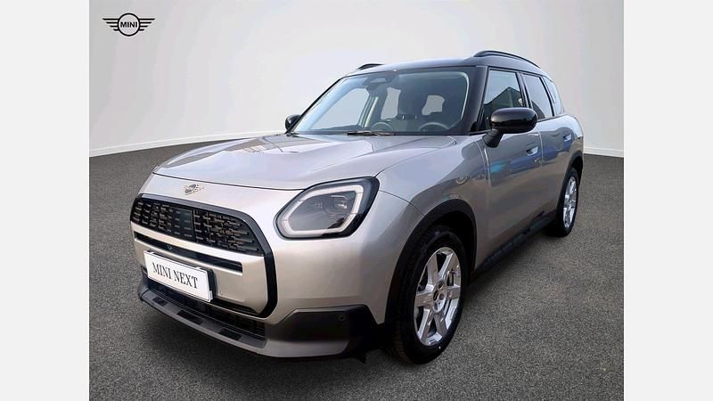 Używany Mini Countryman 150 KM (110 kW) 2024 Melting silver iii metalizowany SUV