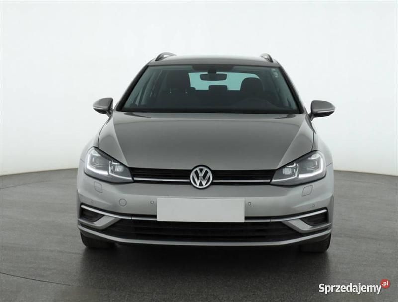 Srebrny Używany 2017 VW Golf VII Kombi | 54 999 zł (Dość drogi) - Obraz 1/4