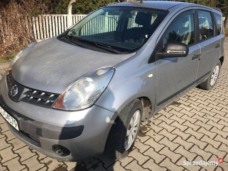 Używany Nissan Note Visia 2006 Srebrny Minivan