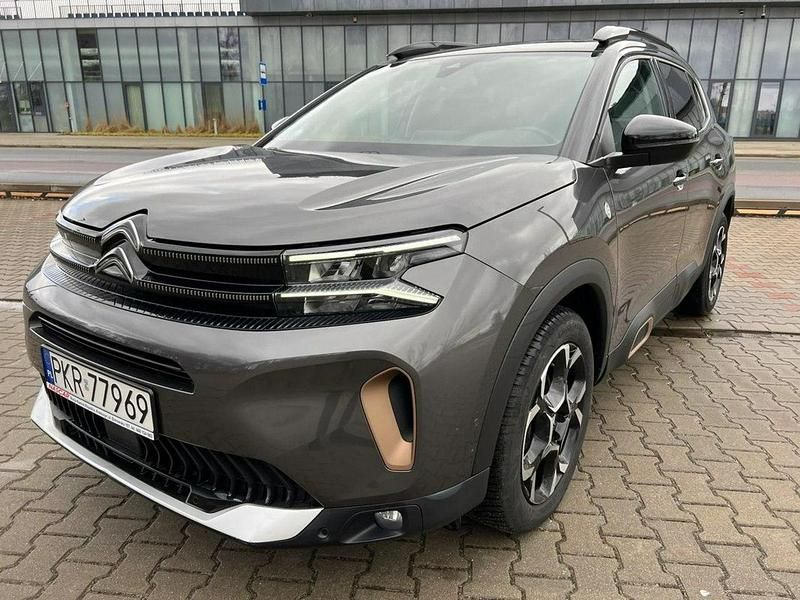 Używany Citroën C5 130 KM (95 kW) 2023 Szary Minivan