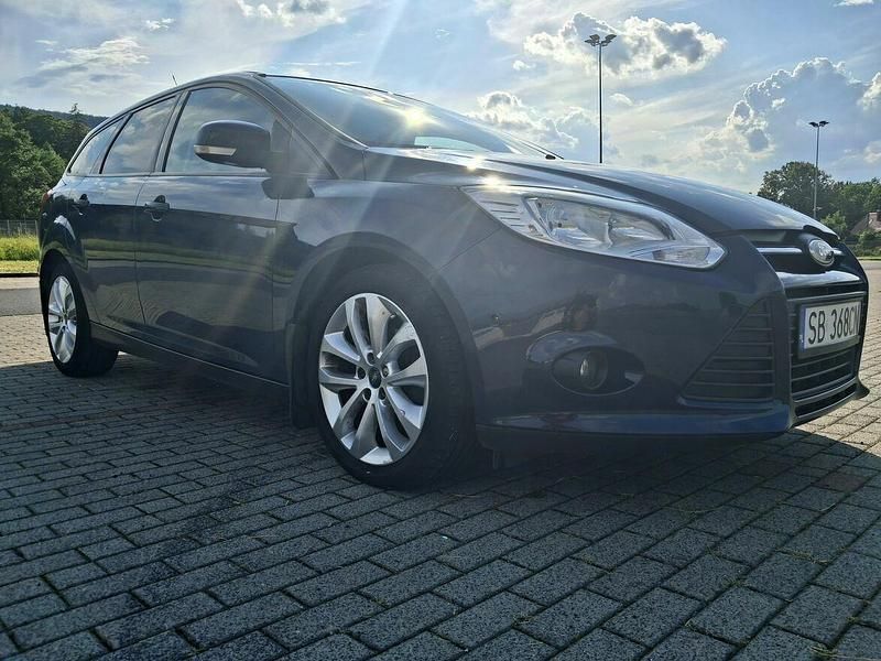 Inny kolor Używany 2012 Ford Focus Kombi | 18 000 zł (Uczciwa cena) - Obraz 1/4