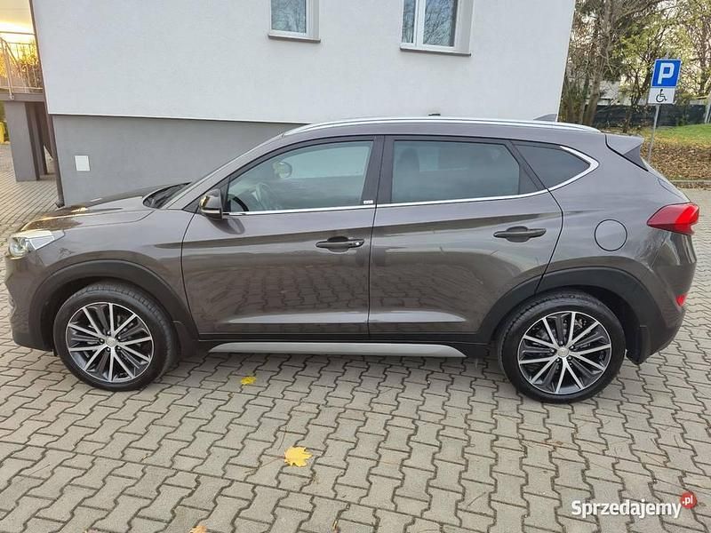 Używany Hyundai Tucson Passion Plus 2018 Brązowy SUV