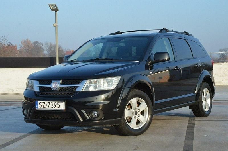Używany Fiat Freemont 2013 Czarny SUV