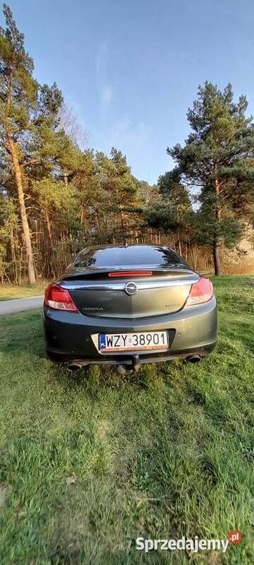 Używany Opel Insignia 220 KM (161 kW) 2009 Zielony Sedan/Limuzyna