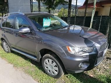 Używany 2010 Mitsubishi Outlander SUV | 28 000 zł (Uczciwa cena) - Obraz 1/4