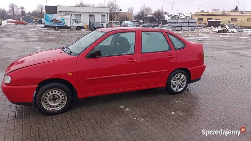 Używany 1999 VW Polo Classicline | 2300 zł (Uczciwa cena) - Obraz 1/4