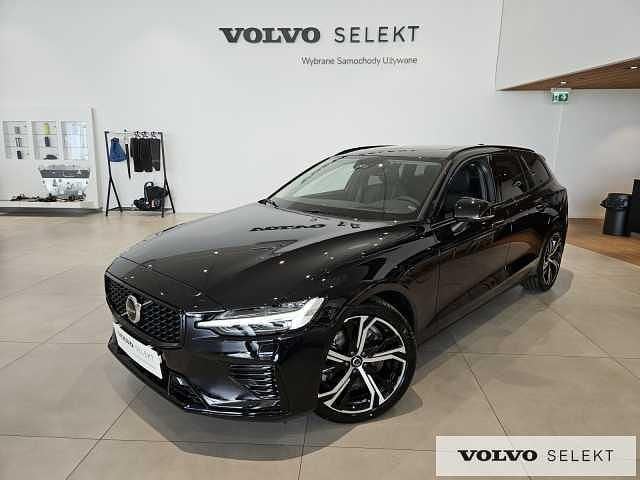 Czarny Używany 2025 Volvo V60 Kombi | 214 900 zł - Obraz 1/3