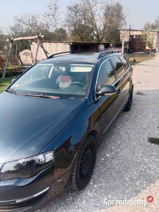 Granatowy Używany 2006 VW Passat Kombi | 11 500 zł (Dość drogi) - Obraz 1/4