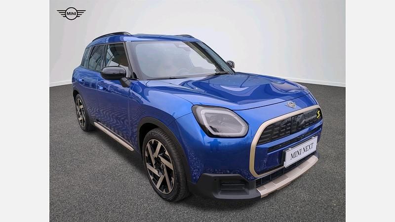 Używany Mini Countryman 225 kW (306 KM) 2024 Blazing blue metalizowany SUV
