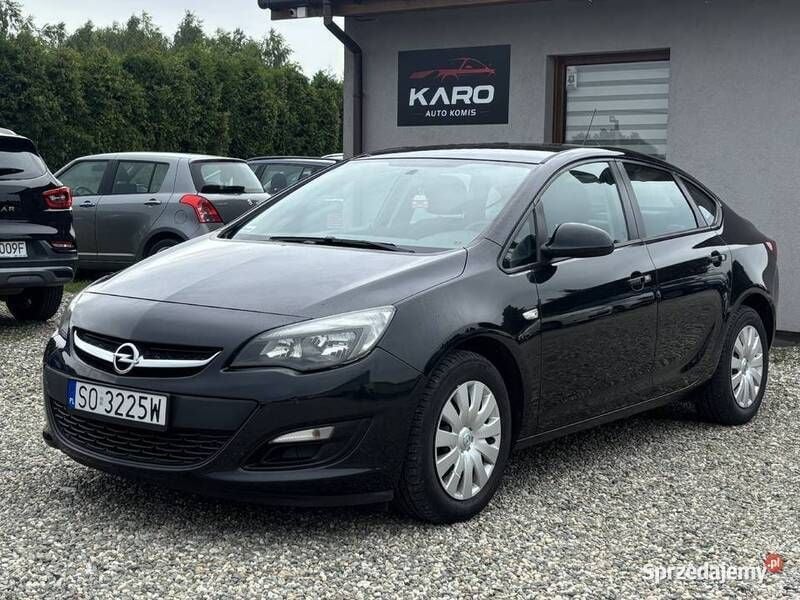 Czarny Używany 2016 Opel Astra Sedan/Limuzyna | 19 990 zł (Dobra cena) - Obraz 1/4