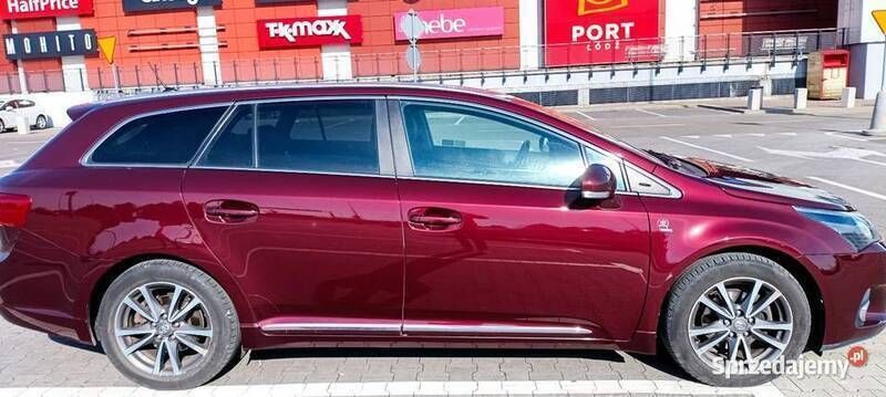 Czerwony Używany 2012 Toyota Avensis T2 Kombi | 23 500 zł (Dobra cena) - Obraz 1/4