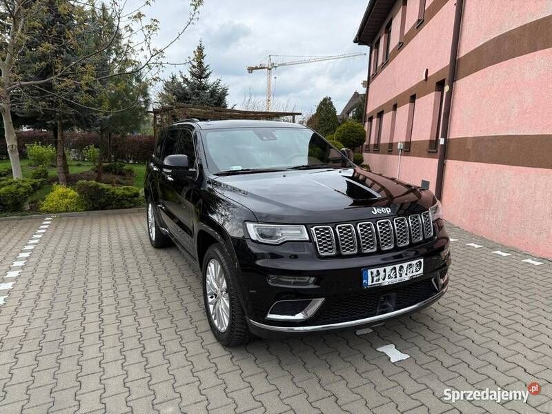 Czarny Używany 2017 Jeep Grand Cherokee Summit SUV | 135 000 zł - Obraz 1/4