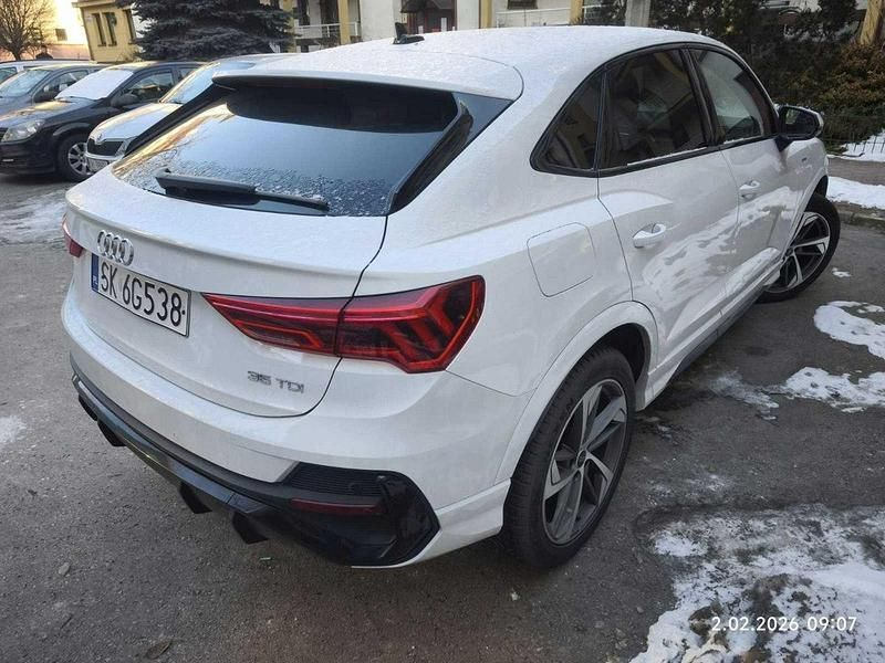 Używany Audi Q3 Sportback 150 KM (110 kW) 2021 Biały SUV