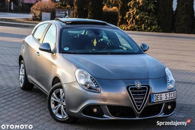 Używany 2011 Alfa Romeo Giulietta Hatchback | 24 900 zł (Uczciwa cena) - Obraz 1/4