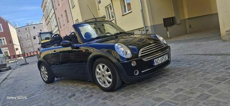 Używany Mini Cooper Cabriolet 2004 Czarny Kabriolet