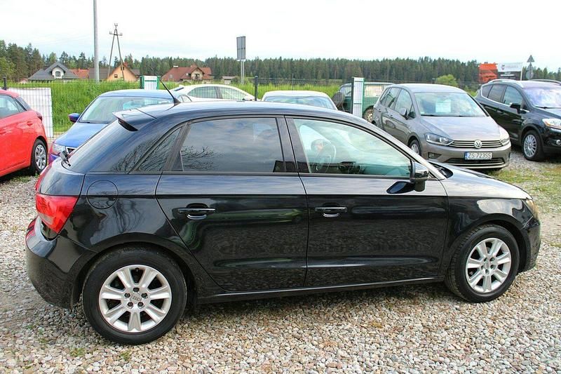 Używany Audi A1 90 KM (66 kW) 2012 Czarny Hatchback
