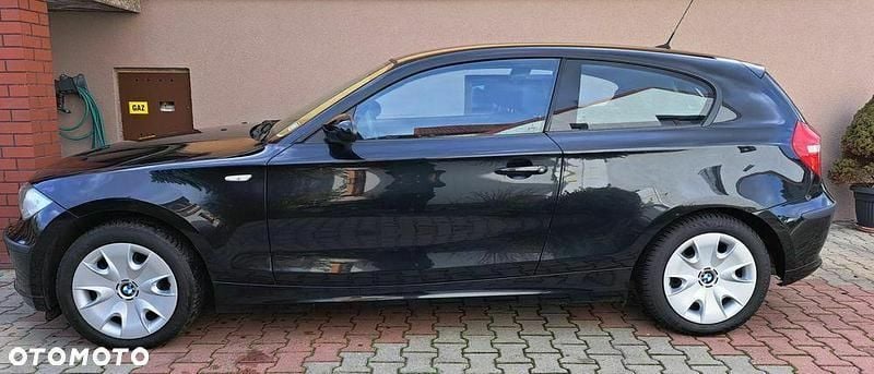 Używany BMW 116 122 KM (89 kW) 2008 Czarny Hatchback