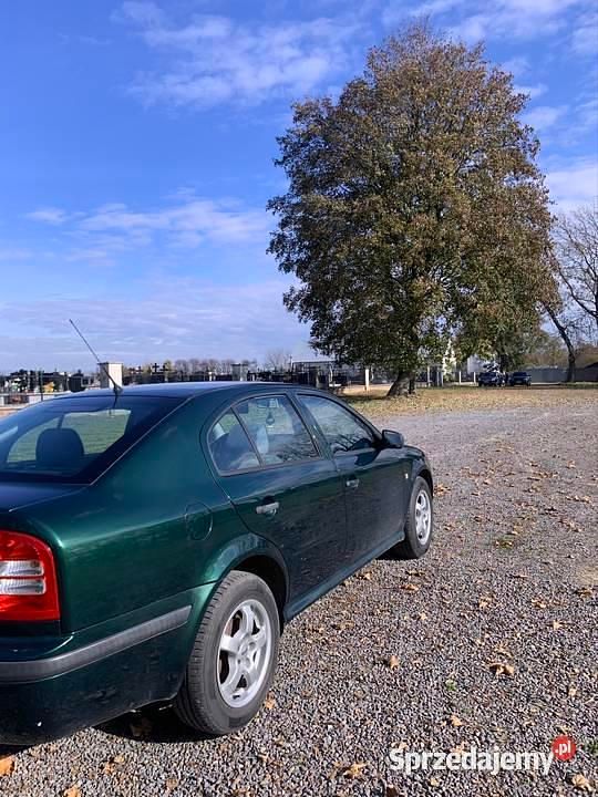 Używany 2001 Skoda Octavia Sedan/Limuzyna | 3400 zł (Uczciwa cena) - Obraz 1/4