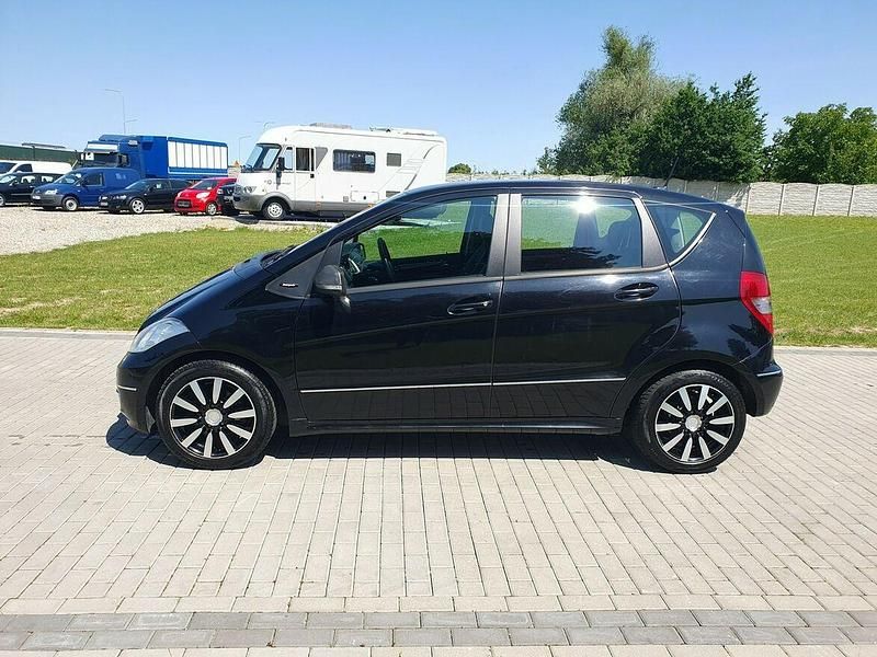 Używany Mercedes A180 Avantgarde 109 KM (80 kW) 2008 Czarny Hatchback