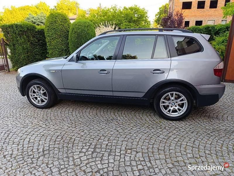 Szary Używany 2007 BMW X3 SUV | 33 400 zł (Drogi) - Obraz 1/4