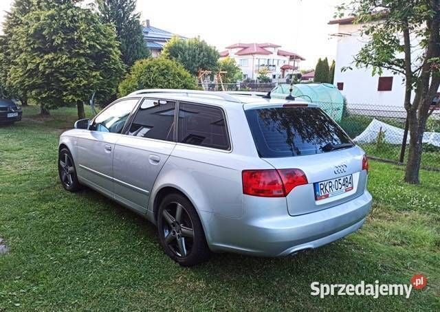 Srebrny Używany 2005 Audi A4 Sedan/Limuzyna | 16 900 zł (Drogi) - Obraz 1/4