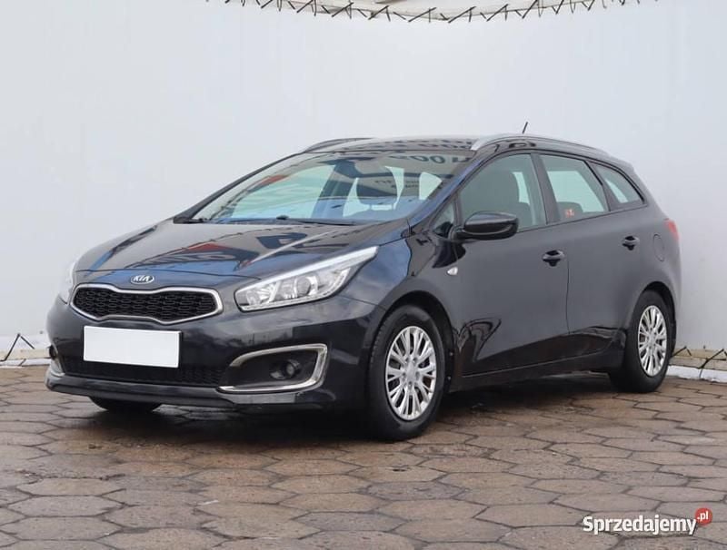 Używany Kia Ceed 2016 Czarny Hatchback