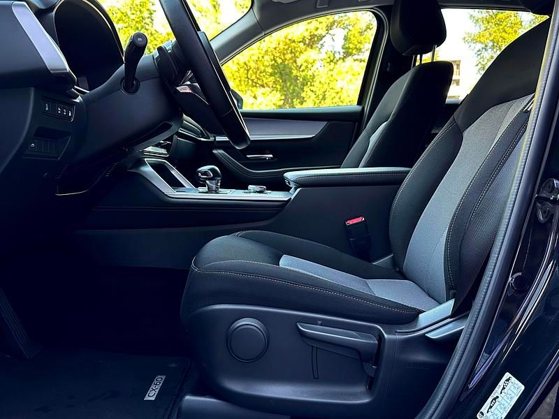 Używany Mazda CX-60 327 KM (240 kW) 2022 Jet black SUV