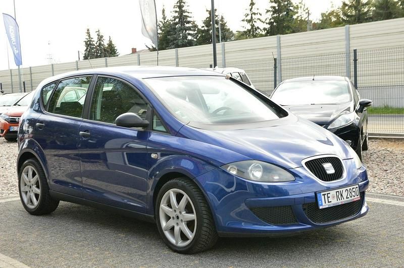 Niebieski Używany 2004 Seat Altea Minivan | 13 900 zł (Drogi) - Obraz 1/4