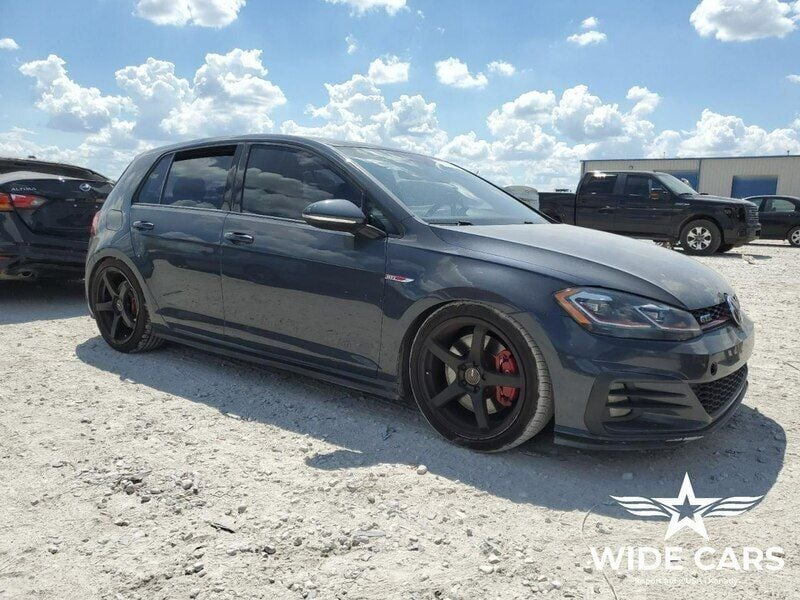 Szary Używany 2018 VW Golf VII GTI Hatchback | 45 100 zł - Obraz 1/4