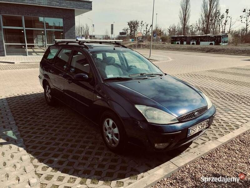 Granatowy Używany 2003 Ford Focus Kombi | 2700 zł (Uczciwa cena) - Obraz 1/4