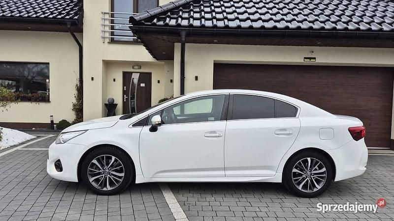 Używany 2016 Toyota Avensis | 37 800 zł (Uczciwa cena) - Obraz 1/4