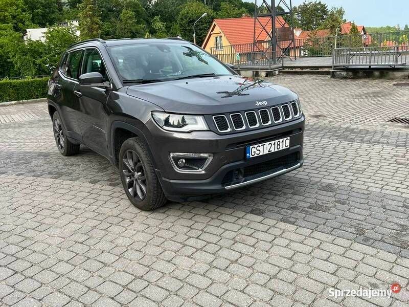 Używany Jeep Compass 140 KM (102 kW) 2018 Grafitowy SUV