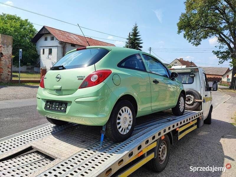 Używany Opel Corsa 60 KM (44 kW) 2009 Hatchback