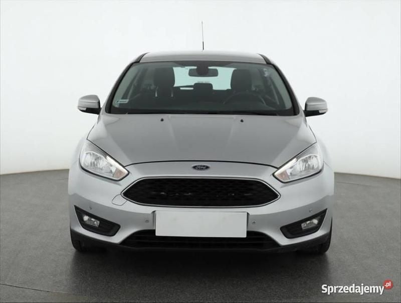 Srebrny Używany 2016 Ford Focus Kombi | 25 999 zł (Dobra cena) - Obraz 1/4