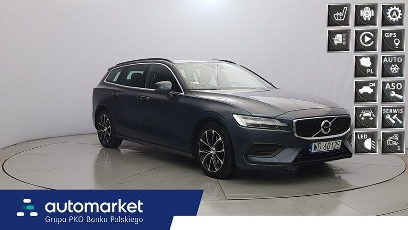 Niebieski ciemny Używany 2022 Volvo V60 Momentum Kombi | 136 850 zł (Dość drogi) - Obraz 1/4