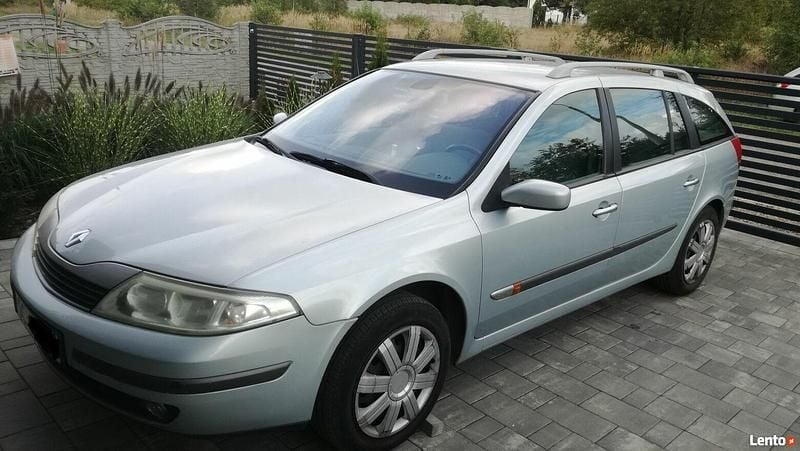 Używany Renault Laguna II 135 KM (99 kW) 2003 Srebrny Sedan/Limuzyna