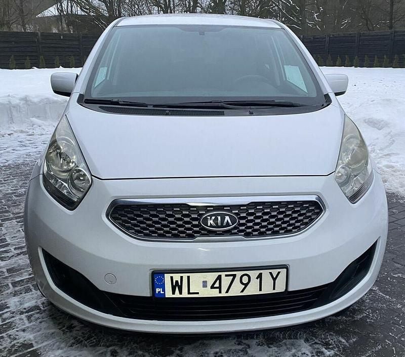 Używany Kia Venga 2010 Biały Hatchback
