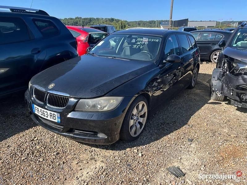 Czarny Używany 2008 BMW 320 Kombi | 7000 zł (Super Cena) - Obraz 1/4