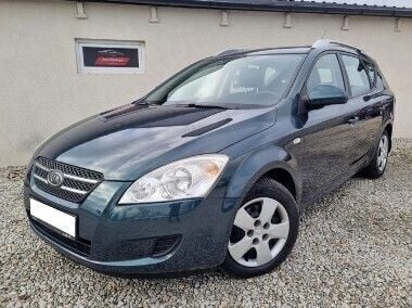 Inny kolor Używany 2011 Kia Ceed Hatchback | 17 700 zł (Uczciwa cena) - Obraz 1/4