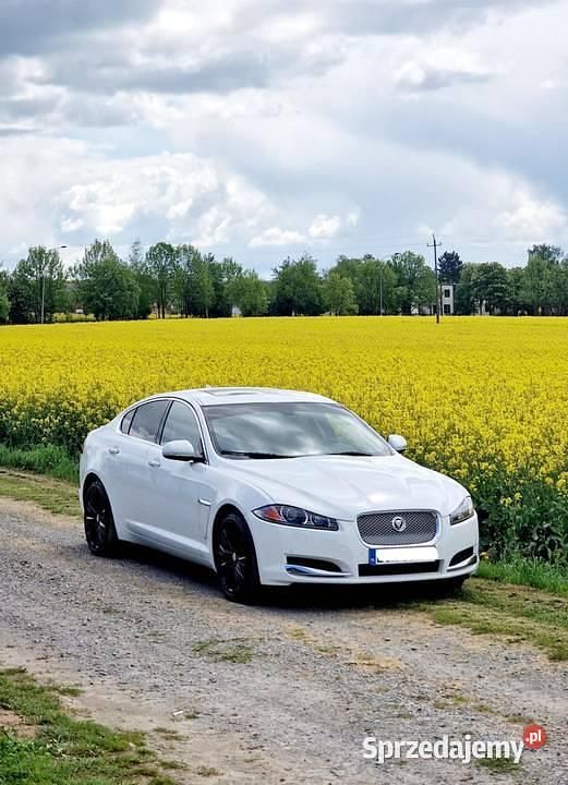 Używany 2015 Jaguar XF R Sedan/Limuzyna | 58 000 zł (Uczciwa cena) - Obraz 1/4
