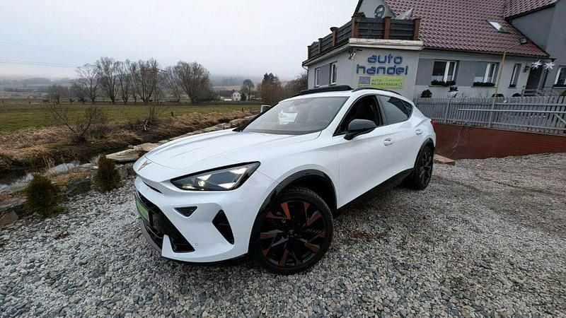 Biały Używany 2025 Cupra Formentor VZ3 SUV | 159 900 zł (Uczciwa cena) - Obraz 1/4
