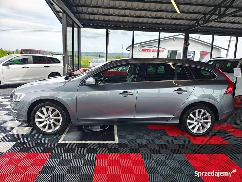 Szary Używany 2015 Volvo V60 Kombi | 39 900 zł (Dobra cena) - Obraz 1/4