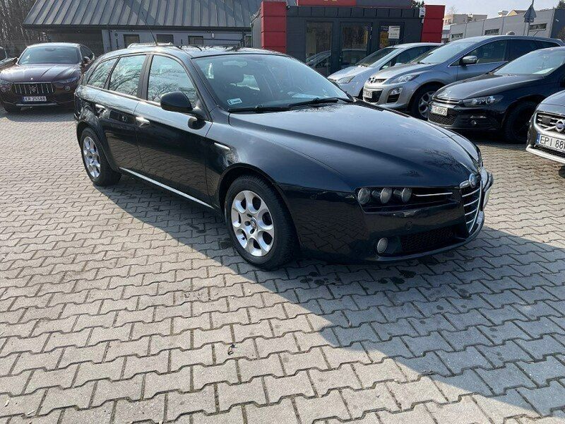 Używany Alfa Romeo 159 120 KM (88 kW) 2008 Czarny Sedan/Limuzyna