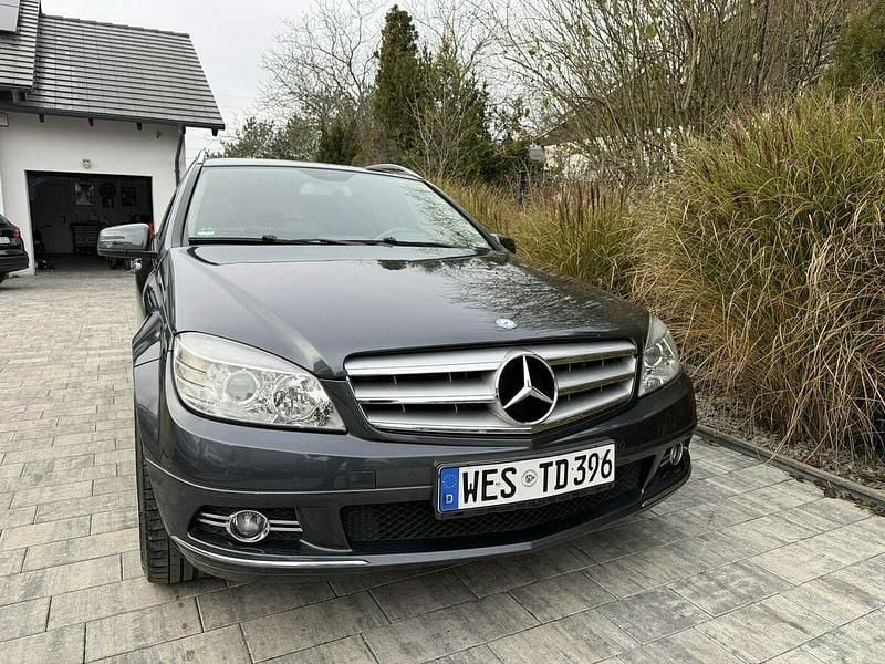 Szary Używany 2009 Mercedes C180 Kombi | 29 900 zł (Uczciwa cena) - Obraz 1/4
