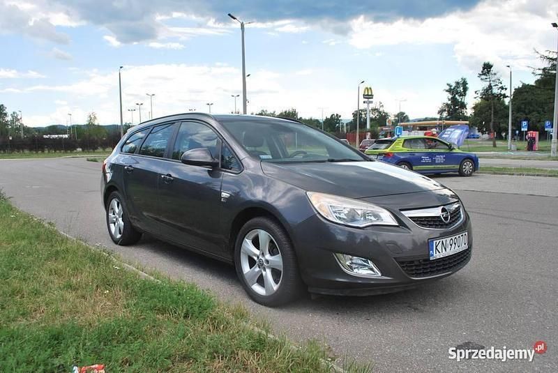 Używany 2012 Opel Astra Kombi | 20 000 zł (Dobra cena) - Obraz 1/4