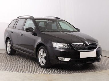 Czarny Używany 2015 Skoda Octavia Kombi | 44 499 zł (Uczciwa cena) - Obraz 1/4