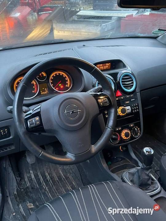 Niebieski Używany 2015 Opel Corsa Hatchback | 22 300 zł (Uczciwa cena) - Obraz 1/4