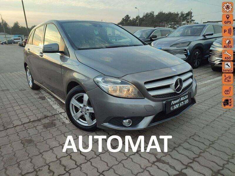 Używany Mercedes B180 122 KM (89 kW) 2014 Beżowy (metalik) Minivan