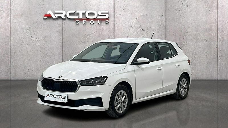 Biały Używany 2023 Skoda Fabia Ambition Hatchback | 58 900 zł (Drogi) - Obraz 1/4