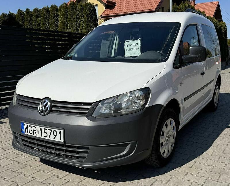Biały Używany 2010 VW Caddy Minivan | 24 900 zł (Uczciwa cena) - Obraz 1/4